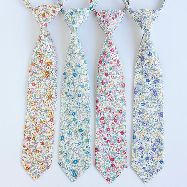 Boy's Necktie / Blossoms In Purple