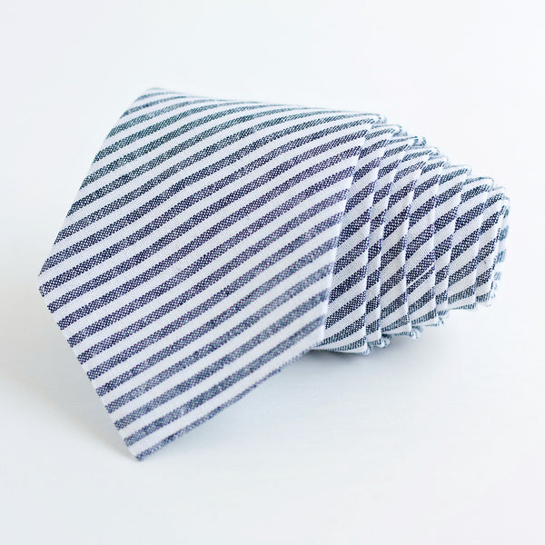 Men's Pocket Square / Navy Linen Stripe