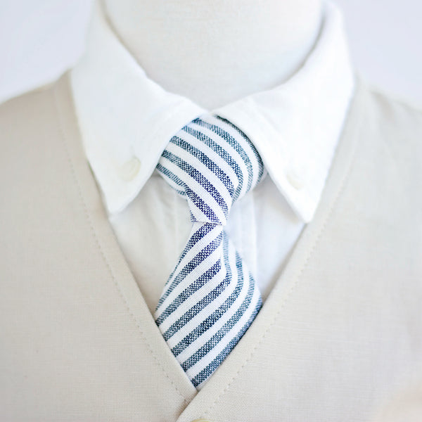 Boy's Bow Tie / Navy Linen Stripe