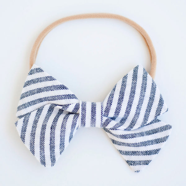 Men's Freestyle Self-Tie Bow Tie / Navy Linen Stripe
