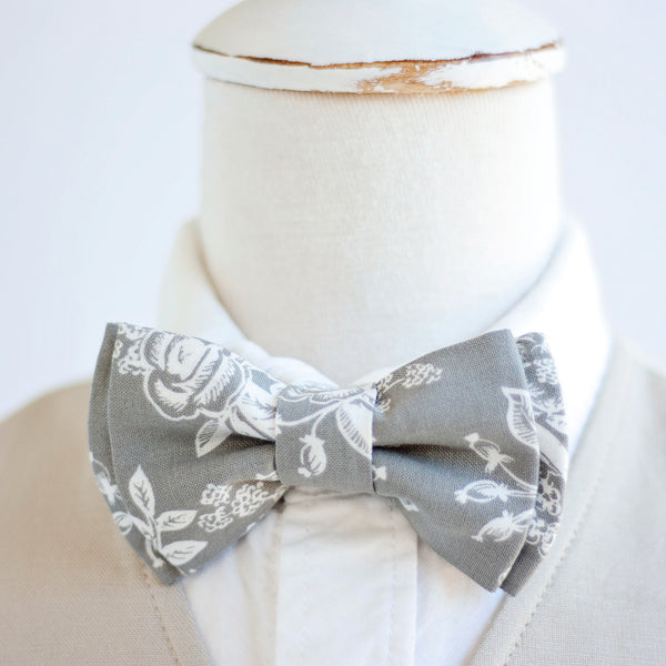 Boy's Pocket Square / Grey Toile