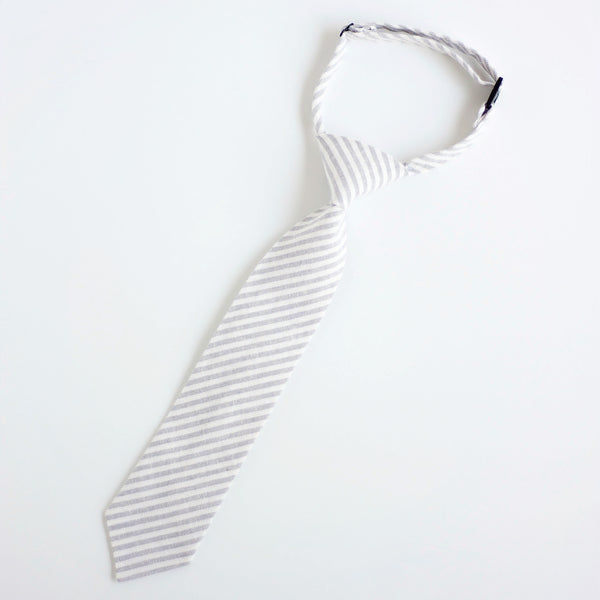 Boy's Necktie / Gray Linen Stripe