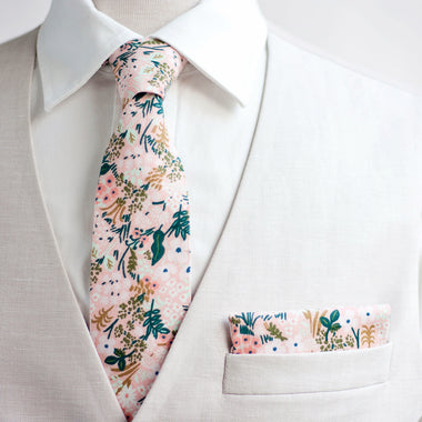Men's Necktie / Meadow In Pink