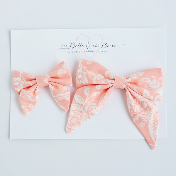 Men's Pre-Tied Bow Tie / Peach Toile