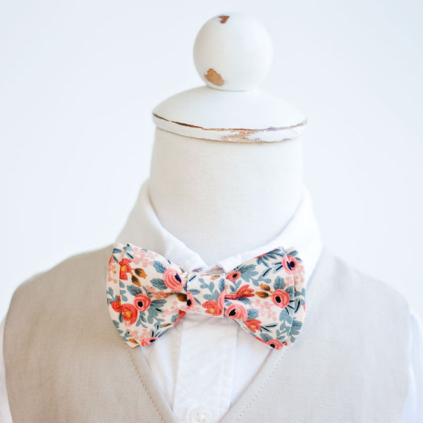 Boy's Necktie / Rosa In Peach