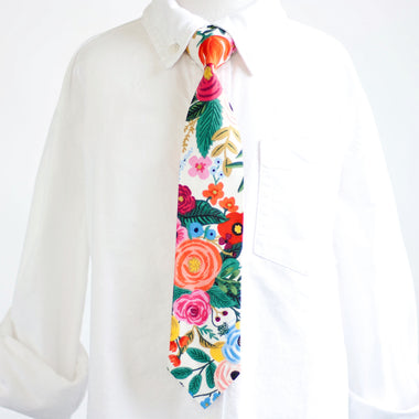 Boy's Necktie / Garden Party In Cream