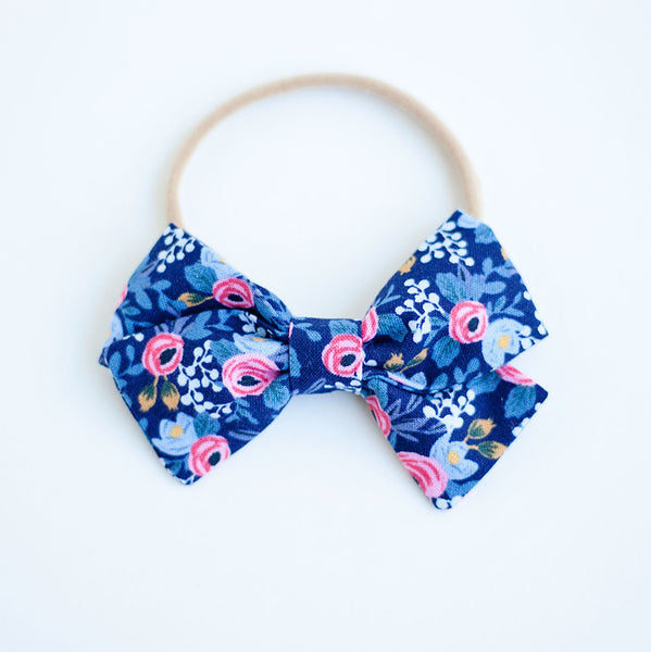 Boy's Pocket Square / Rosa In Navy