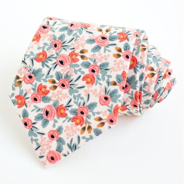 Men's Pocket Square / Rosa In Peach